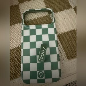 iPhone 17 Pro Max Loopy Case